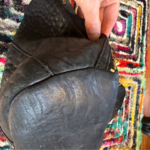 Marc Jacobs black Leola leather hobo bag w/ gold decorative zippers - Picture 7 of 16